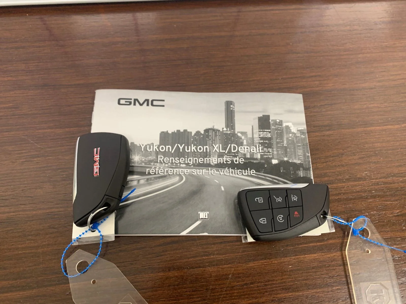 Used 2023 Summit White GMC AT4 image 9