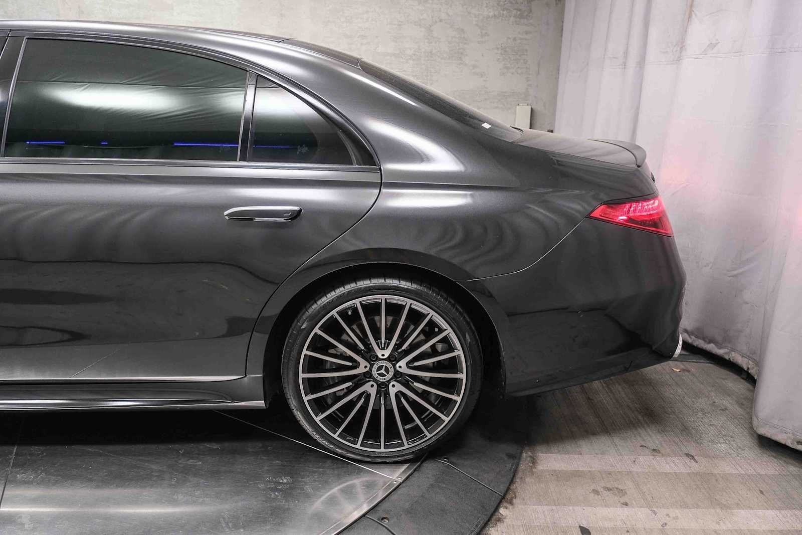 Certified Used 2022 Graphite Grey Mercedes-Benz S 500 image 8