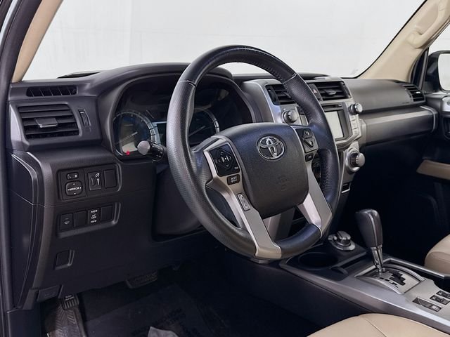Used 2016 Black Toyota SR5 Premium image 9