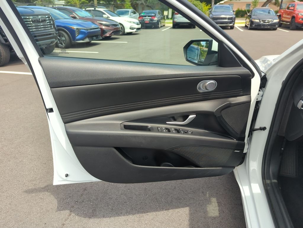 Used 2023 Gray Hyundai Limited image 18