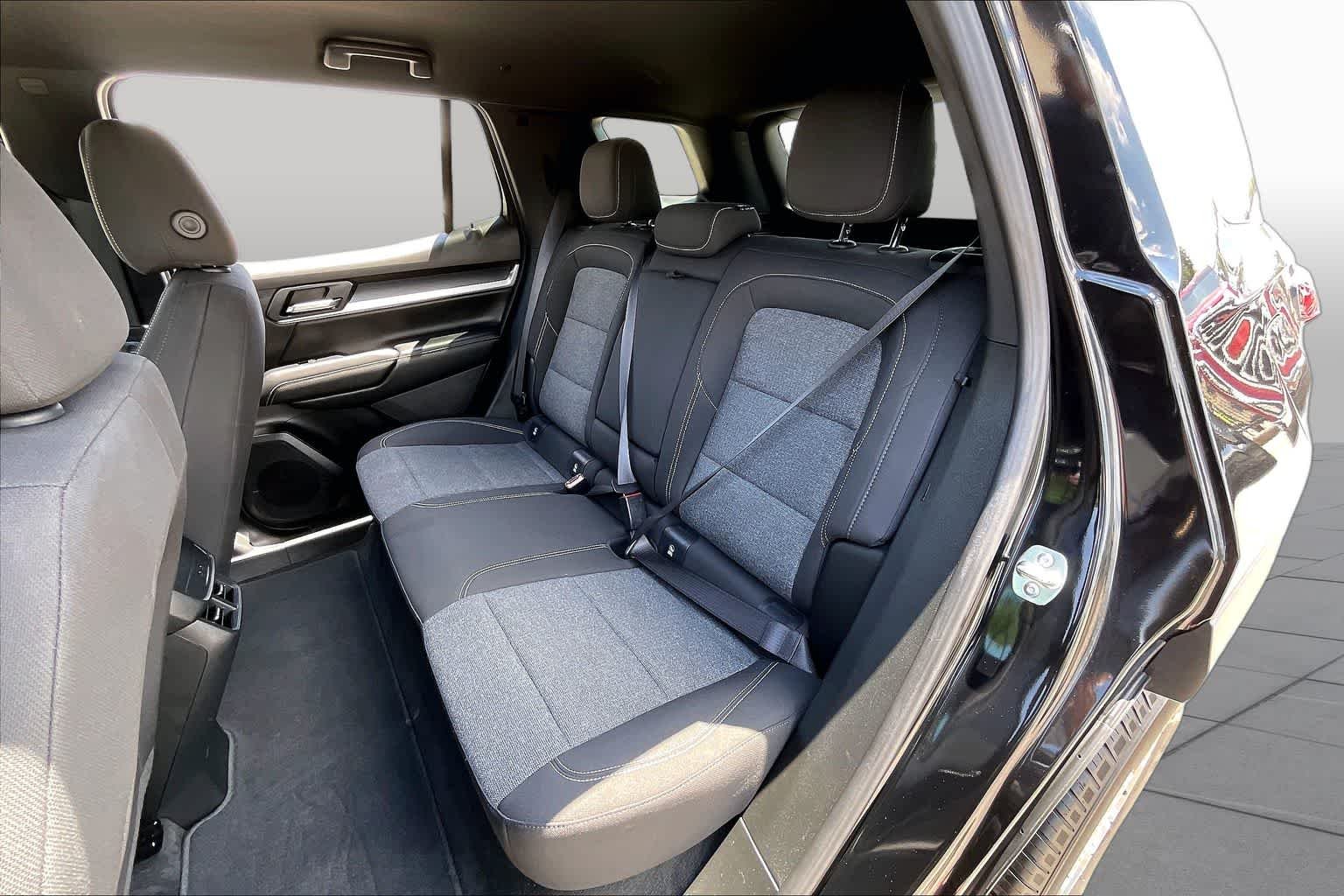 Used 2026 Ebony Twilight Metallic GMC FWD Elevation image 19