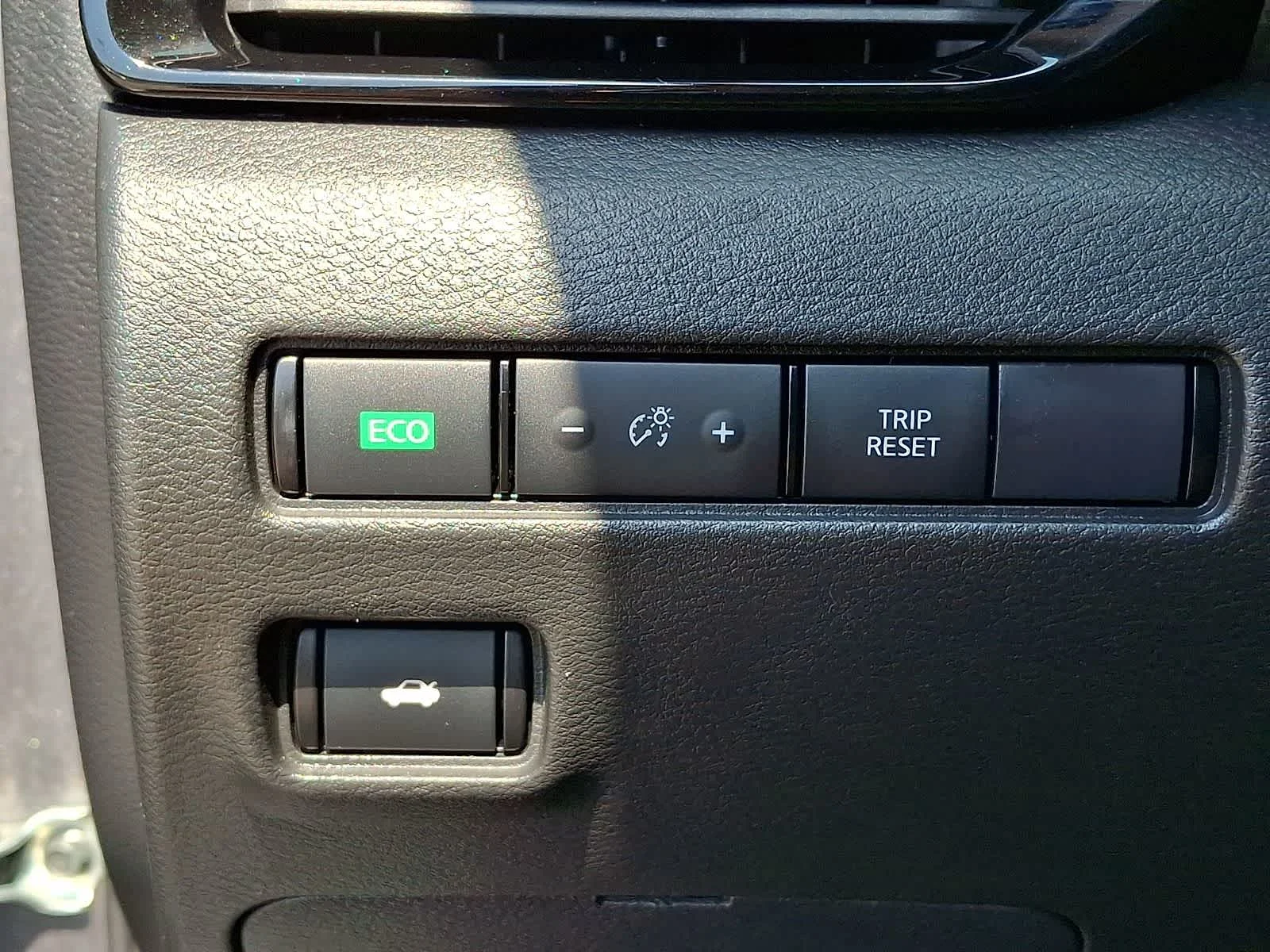 Used 2023 Gun Metallic Nissan SV image 26