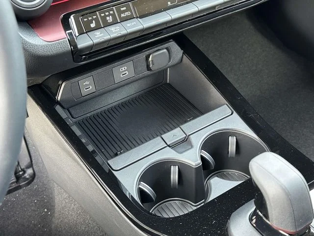 2026 Toyota Prius Plug-in Hybrid XSE Premium - Photo 22