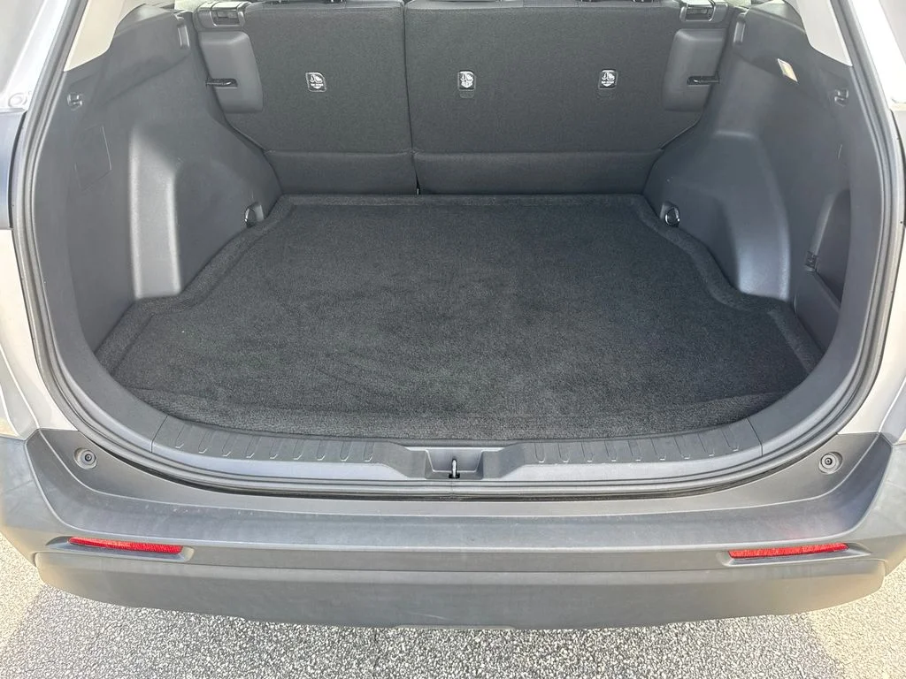 Used 2023 Silver Toyota LE image 18