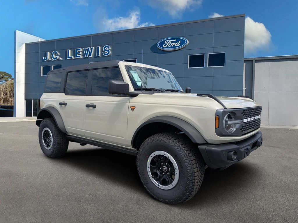 New 2026 Desert Sand Ford Badlands image 1