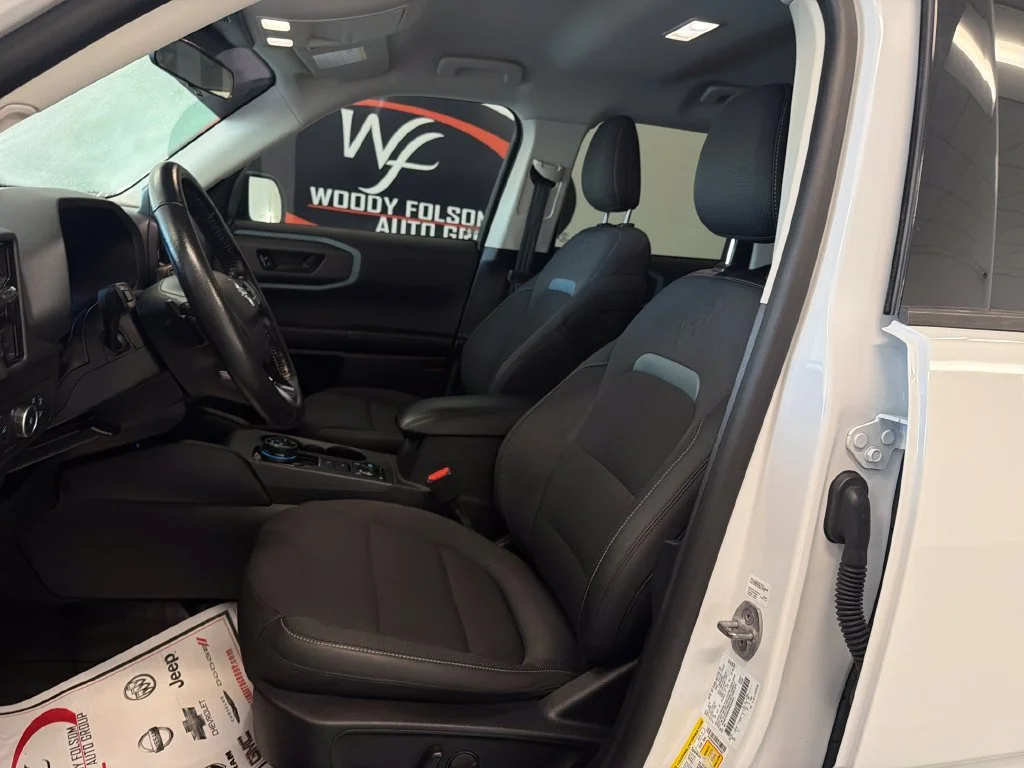 Used 2022 White Ford Badlands image 13