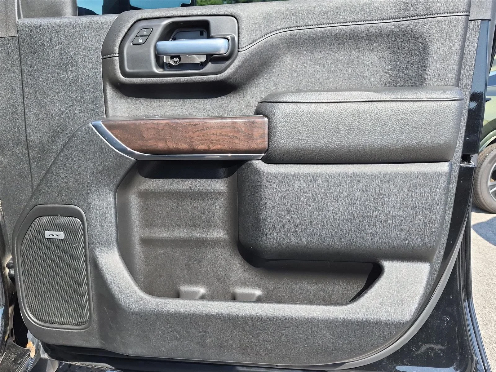 Used 2021 Ebony Twilight Metallic GMC Denali image 38