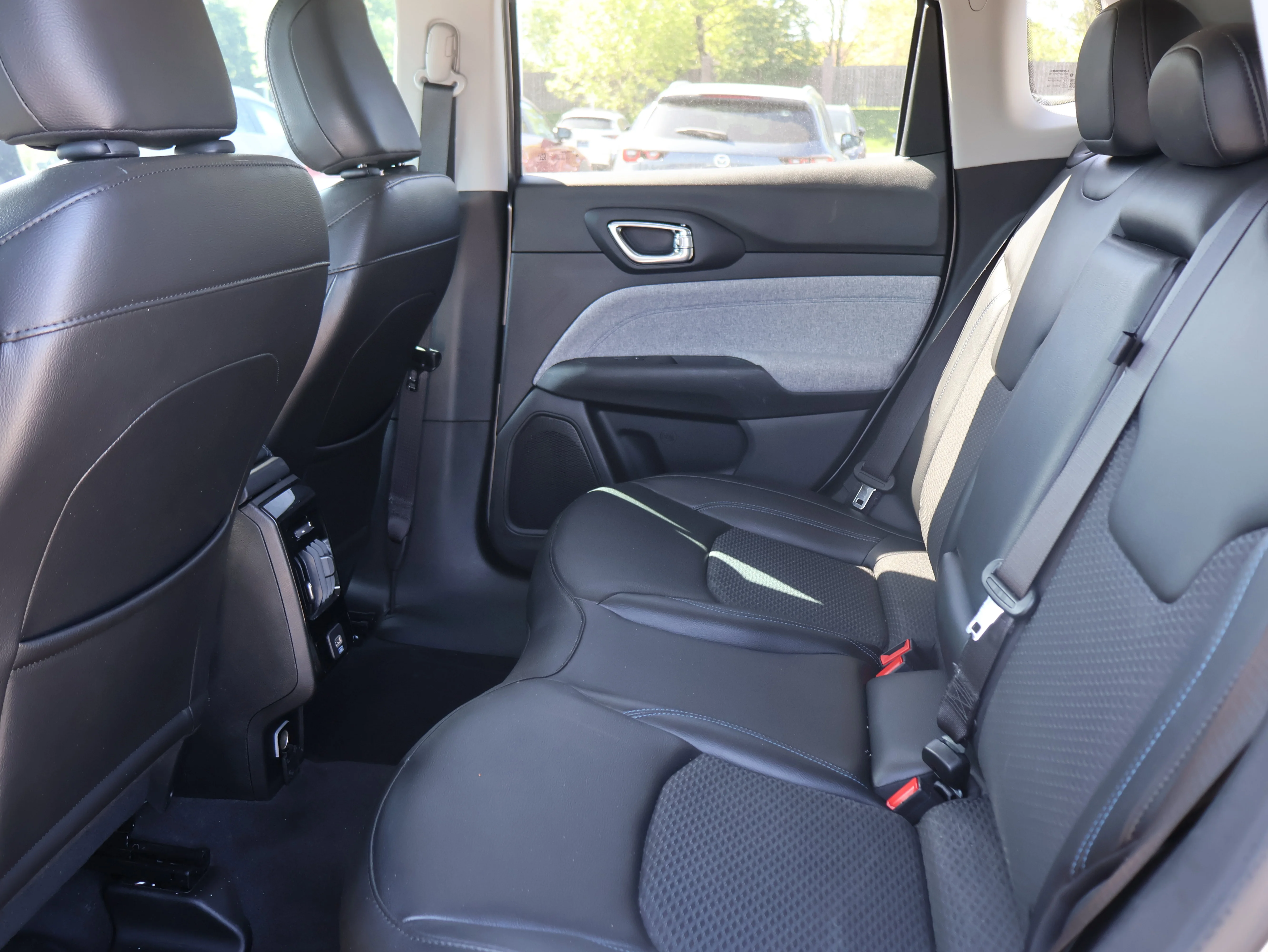 2022 Jeep Compass Latitude - Photo 16