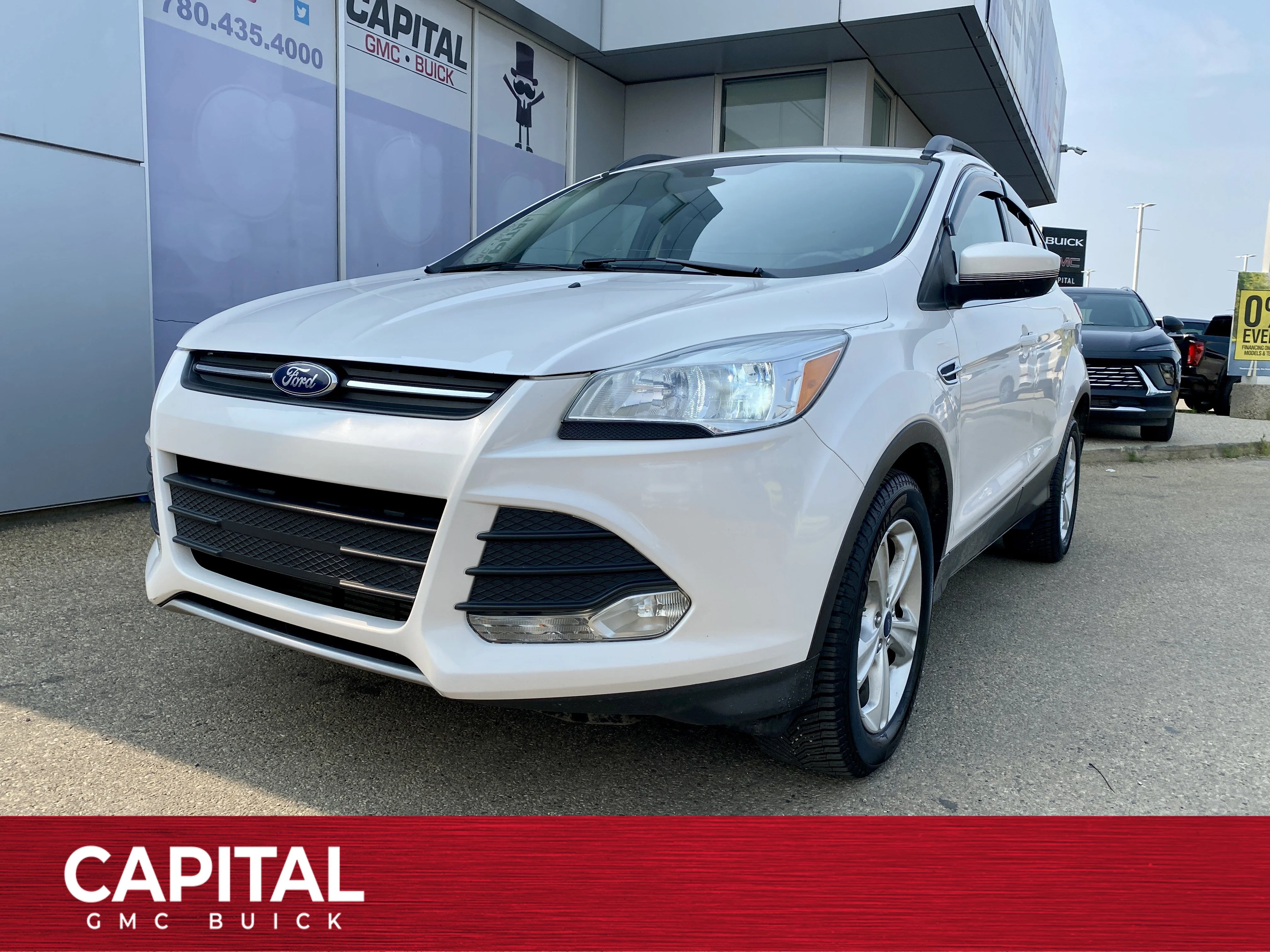 Used 2016 White Ford SE 4WD image 1