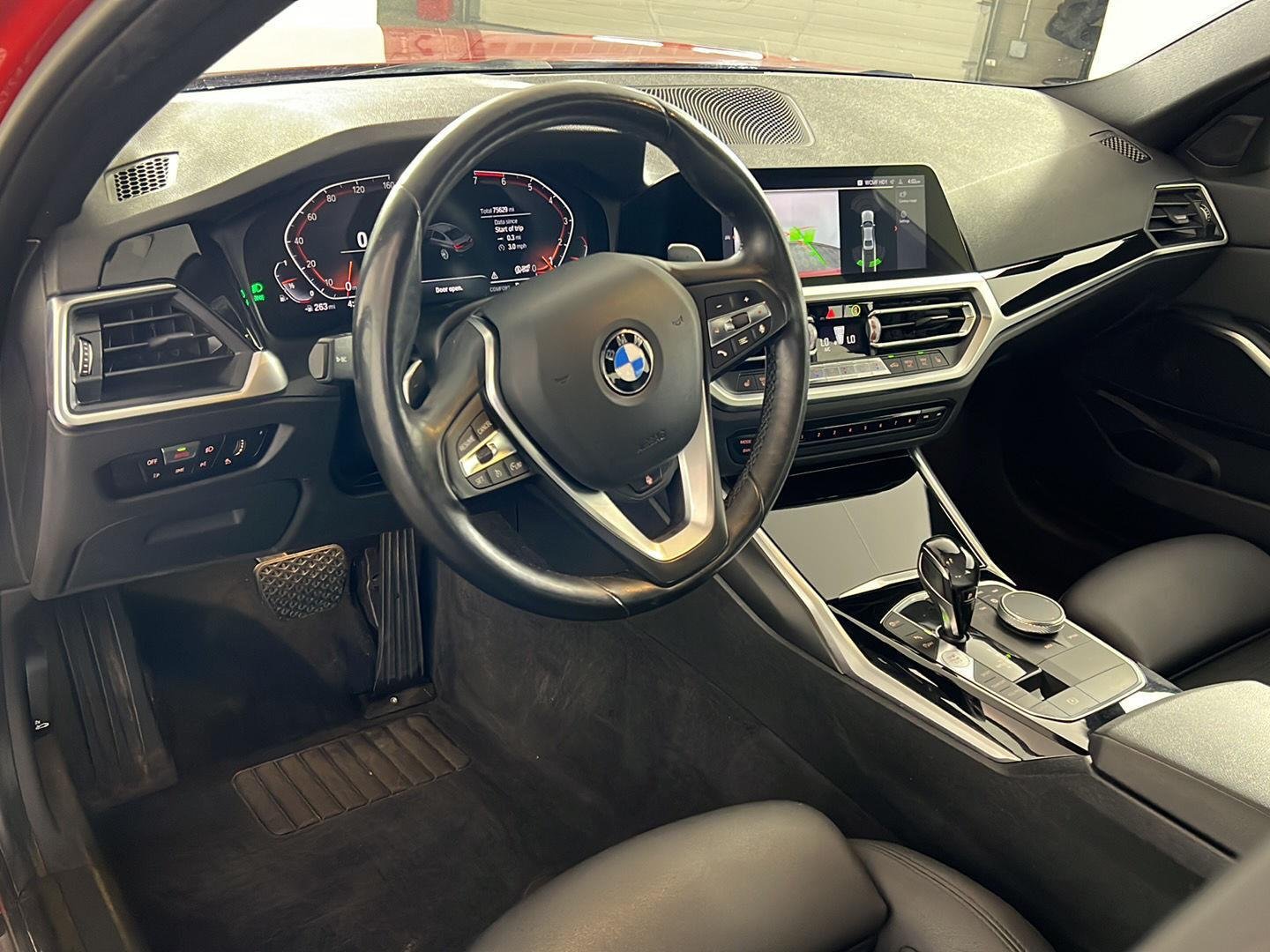 Used 2019 Melbourne Red Metallic BMW 330i xDrive image 2