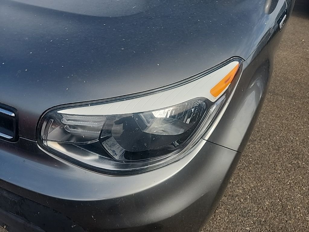 Certified Used 2019 Gray Kia Base image 6