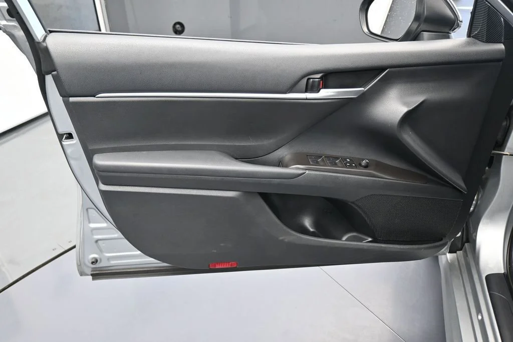 Used 2023 Silver Toyota SE image 13
