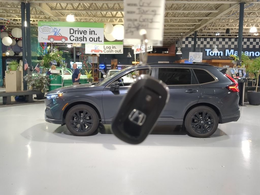 Certified Used 2025 Gray Honda Sport Touring image 4