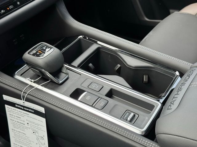 New 2026 Gray Nissan Platinum image 33