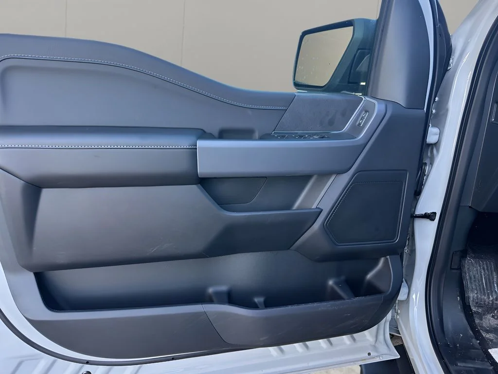 New 2026 Avalanche Ford XLT image 12