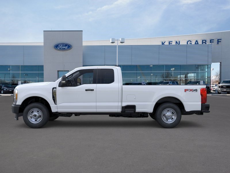 New 2026 Oxford White Ford XL image 3
