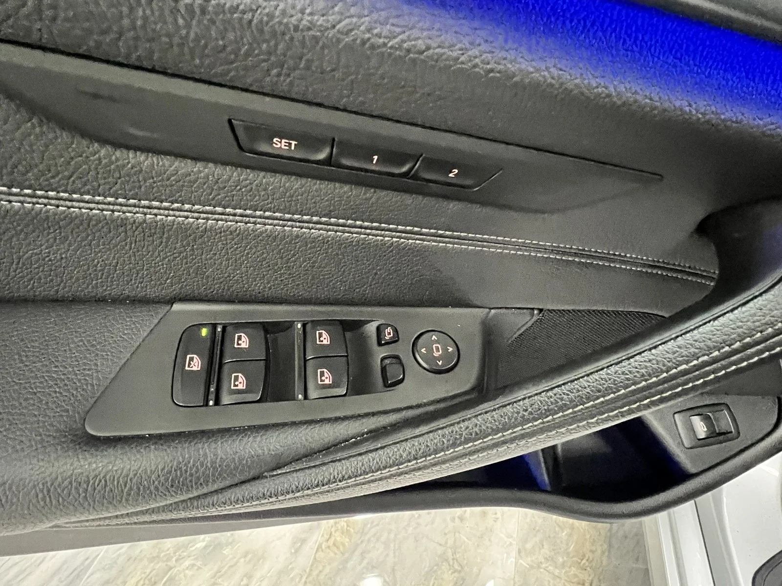 Used 2019 Glacier Silver Metallic BMW 530i xDrive image 20
