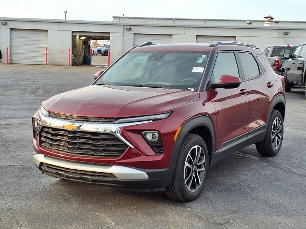 Used 2025 Chevrolet Trailblazer LT with VIN KL79MRSL3SB143522 for sale in Kansas City