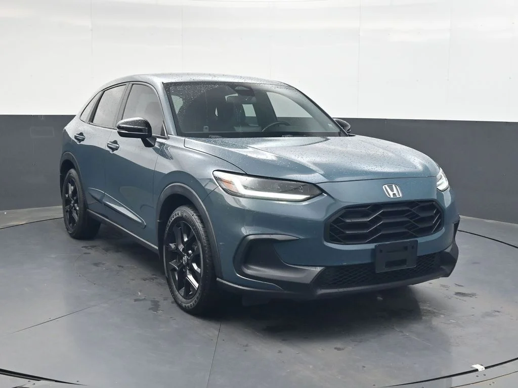 Used 2023 Modern Steel Metallic Honda Sport image 2