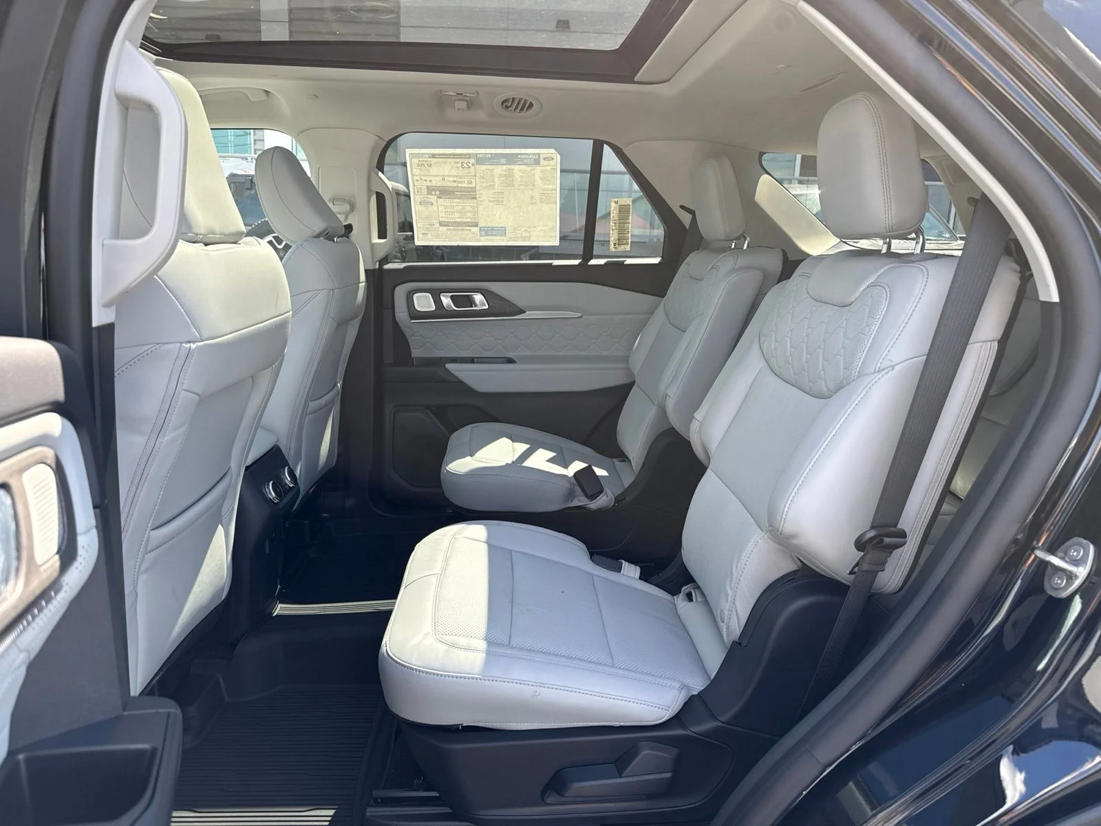 New 2026 Agate Black Metallic Ford Platinum™ image 42