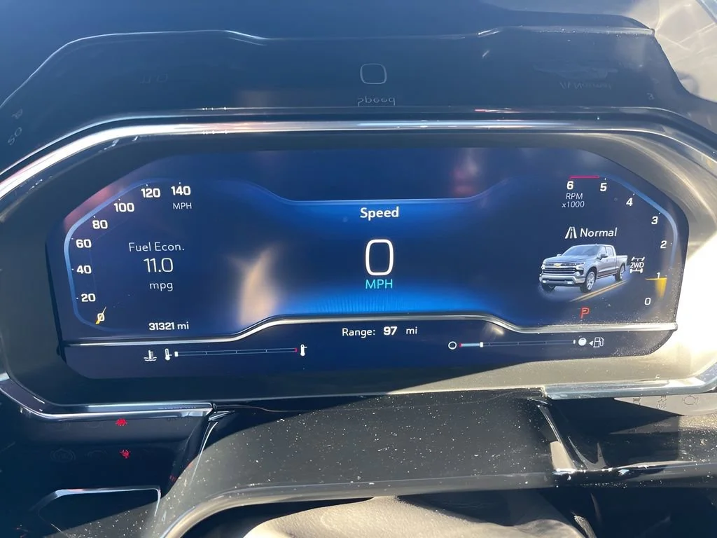 Used 2024 Summit White Chevrolet RST image 23