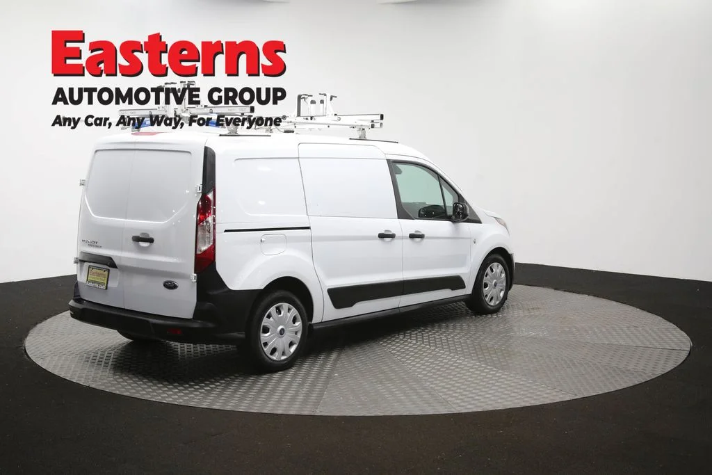 Used 2020 White Ford XL image 41