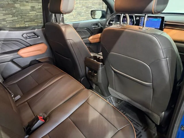 Used 2023 Blue Metallic GMC AT4 image 32