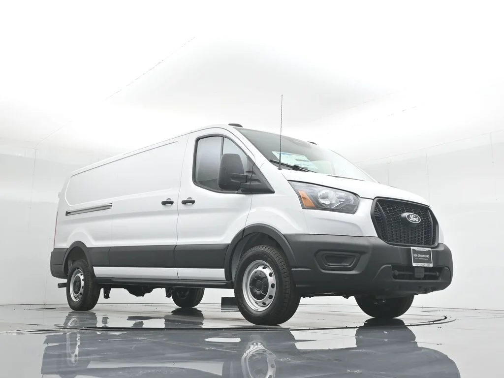 New 2026 White Ford Base image 47