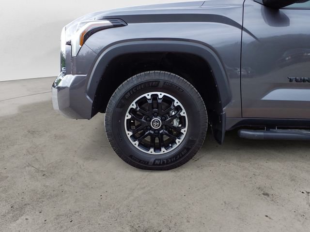 Used 2022 Gray Toyota SR5 image 9
