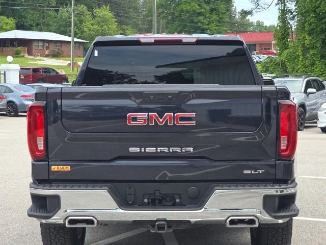 Used 2022 Silver GMC SLT image 4