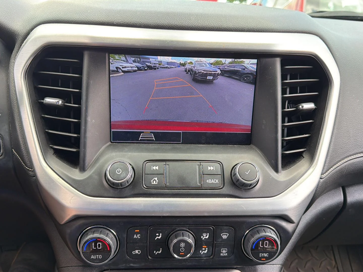 Used 2023 Volcanic Red Tintcoat GMC SLE image 5