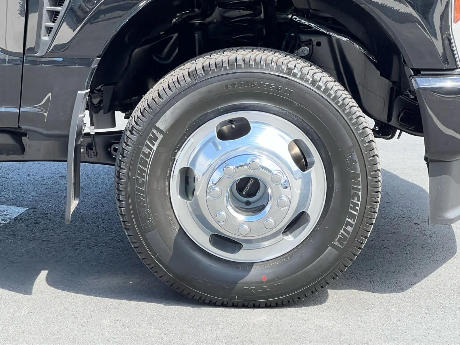 New 2026 Agate Black Metallic Ford F-350® Platinum® image 16