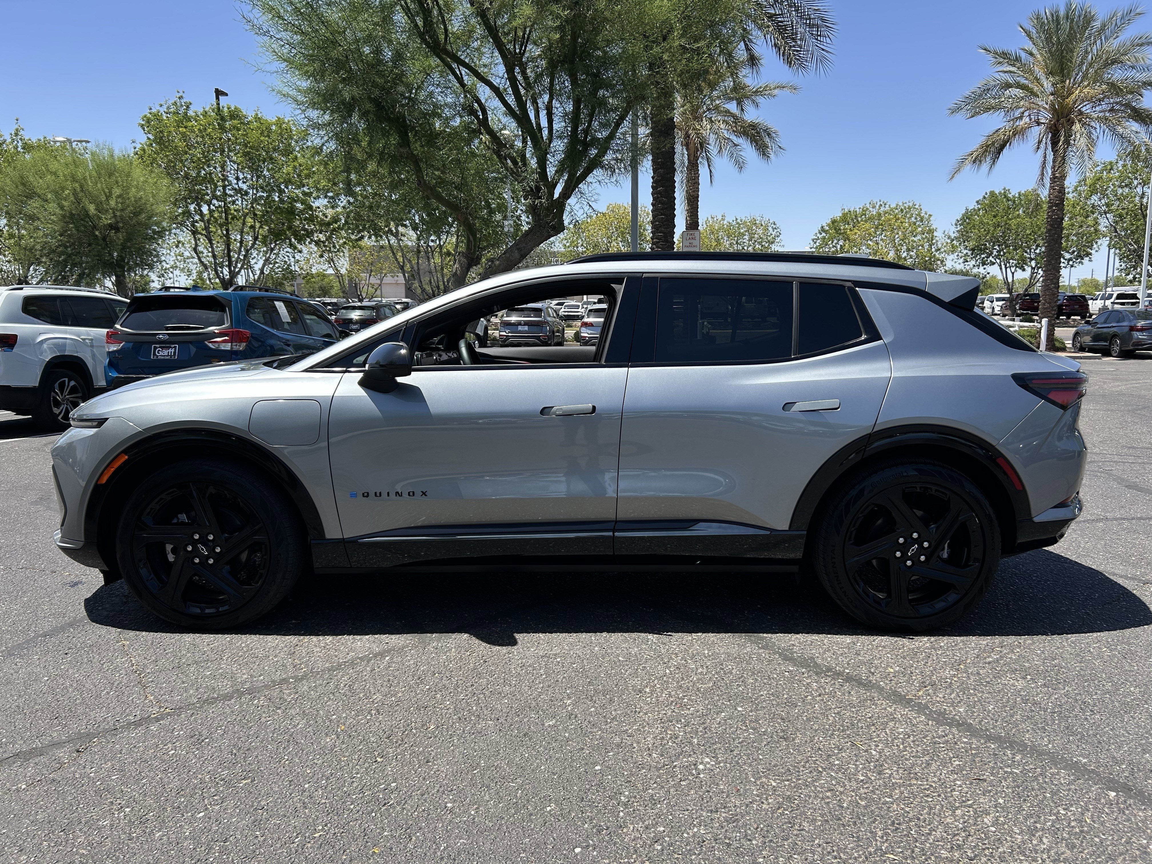 Used 2025 Chevrolet Equinox EV RS with VIN 3GN7DSRP2SS210259 for sale in Gilbert, AZ
