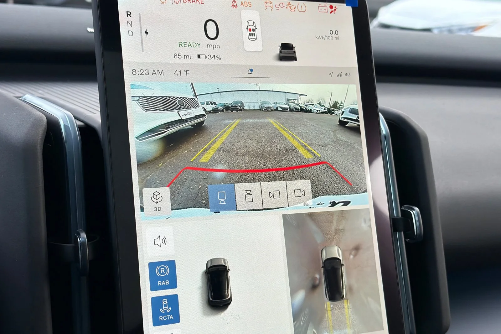 New 2026 ONYX BLACK Volvo Ultra image 16
