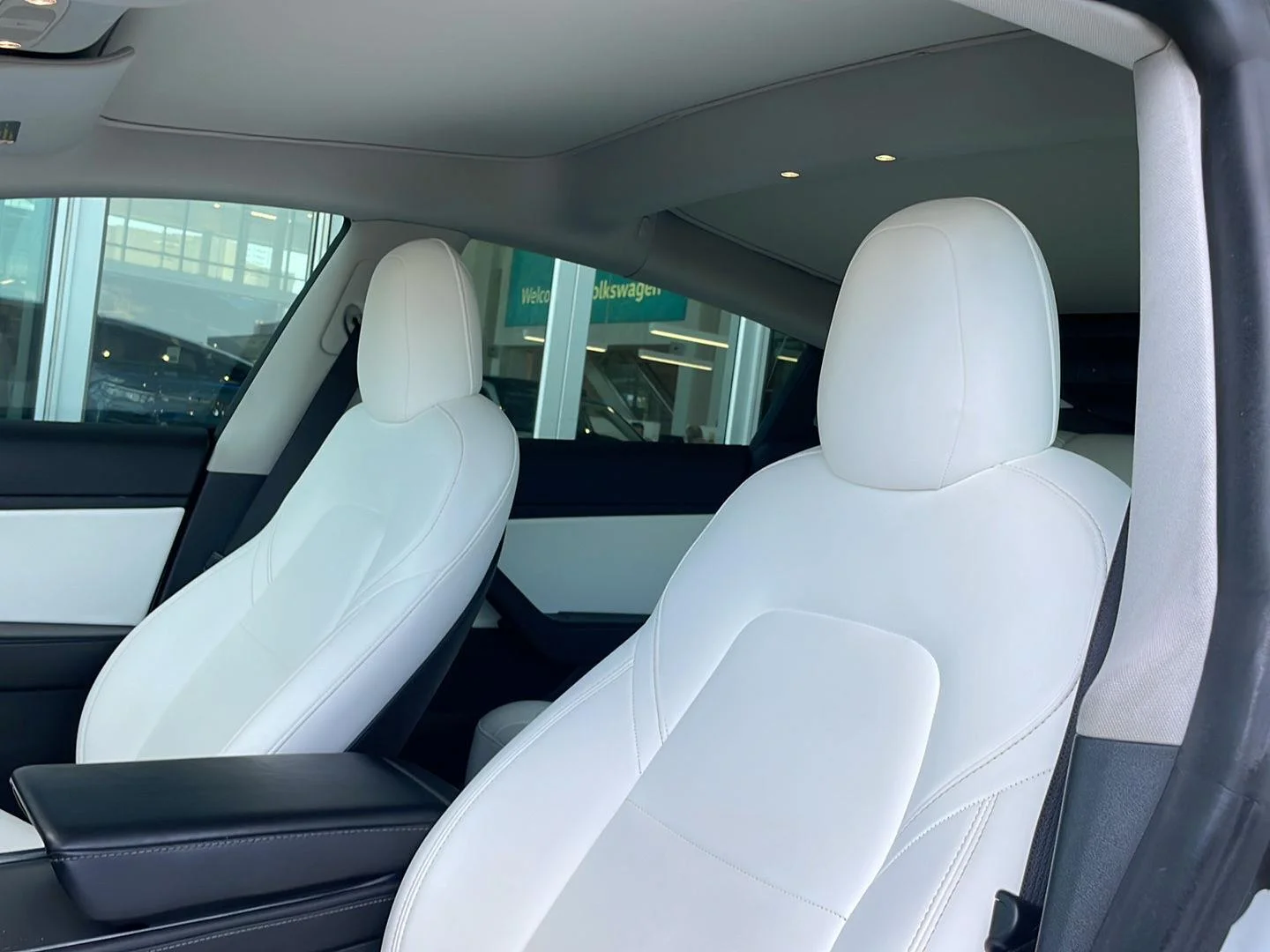 Used 2021 Pearl White Multi-Coat Tesla Standard Range Plus image 7