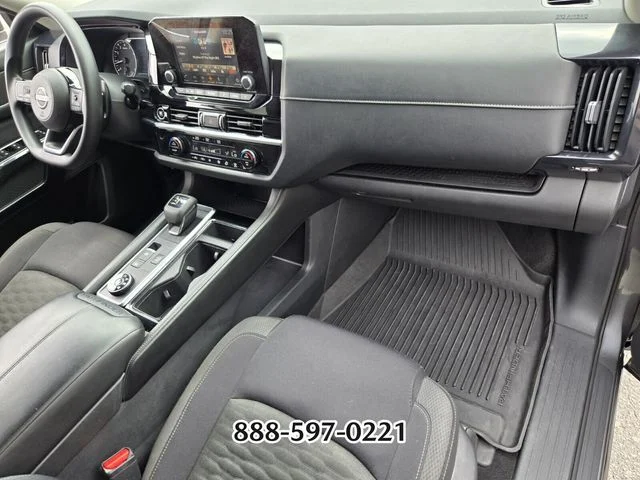 Used 2022 Gray Nissan S image 19