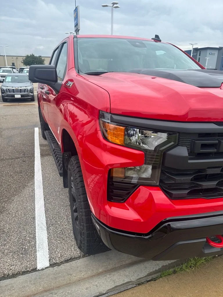 Used 2025 Red Chevrolet Custom Trail Boss image 6