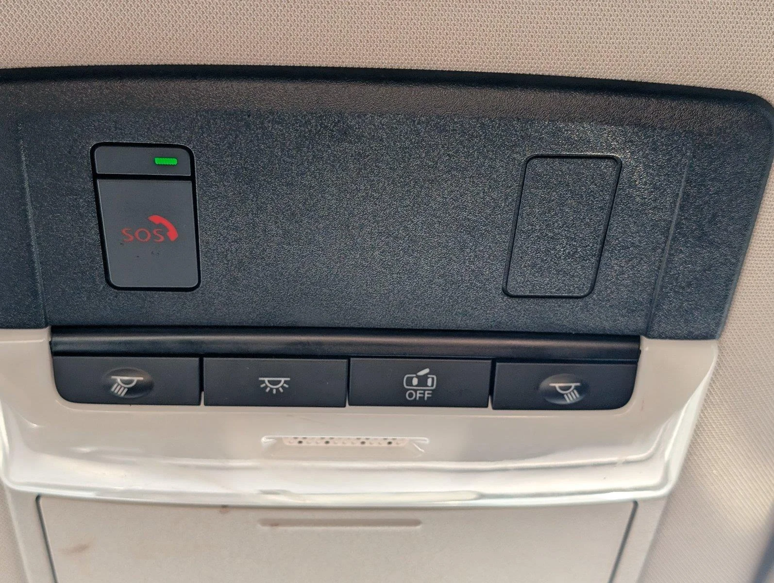 Used 2025 Super Black Nissan SV image 20