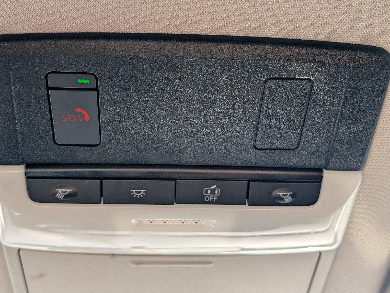Used 2025 Super Black Nissan SV image 20