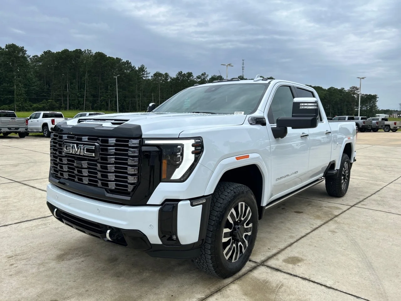New 2026 Glacier White Tricoat GMC Denali Ultimate image 1