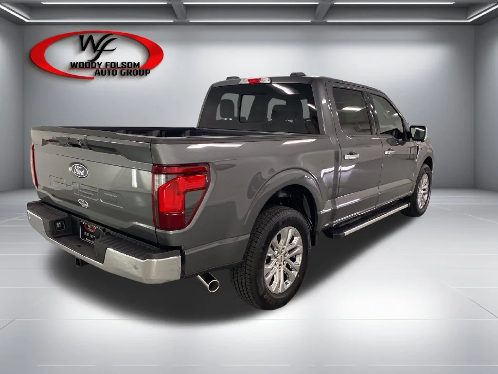 New 2026 Gray Ford XLT image 7