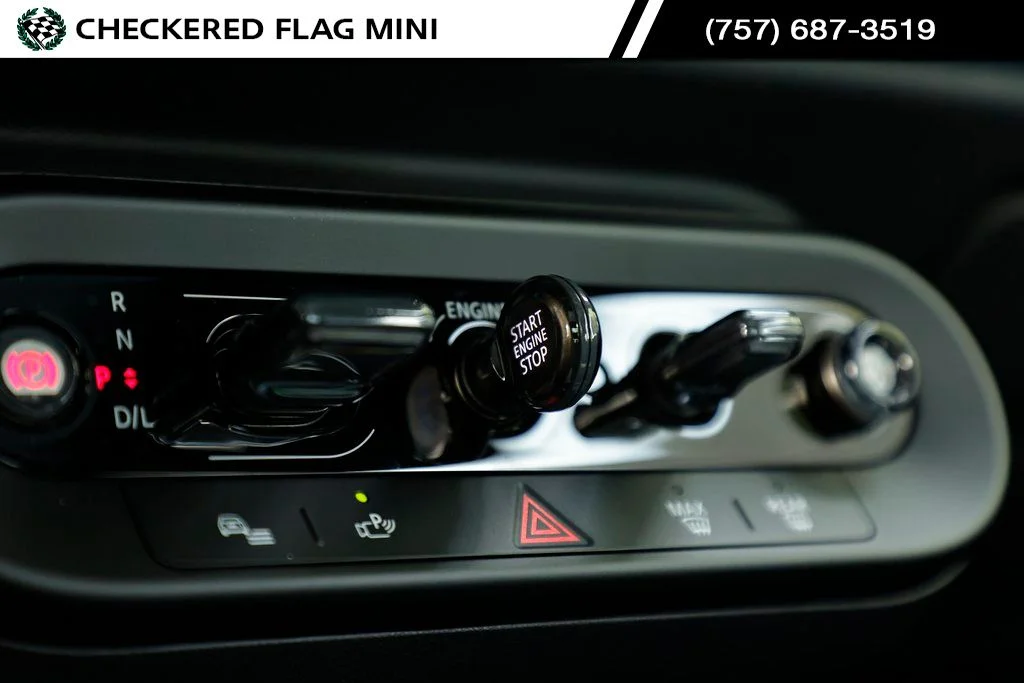 Used 2025 Midnight Black II MINI Signature image 35