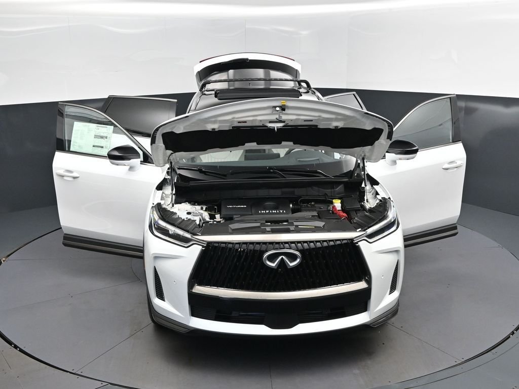 New 2027 2T RAD WHT INFINITI Autograph AWD image 53