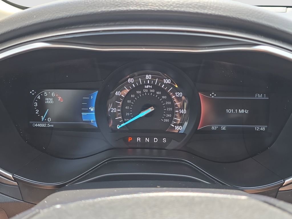 Used 2019 Silver Ford SEL image 10