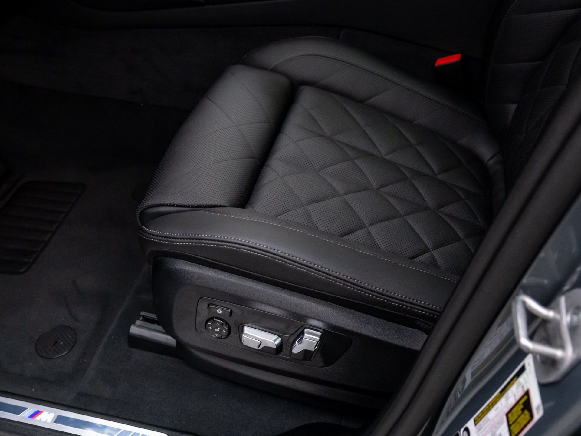 New 2026 Skyscraper Grey Metallic BMW xDrive40i image 17