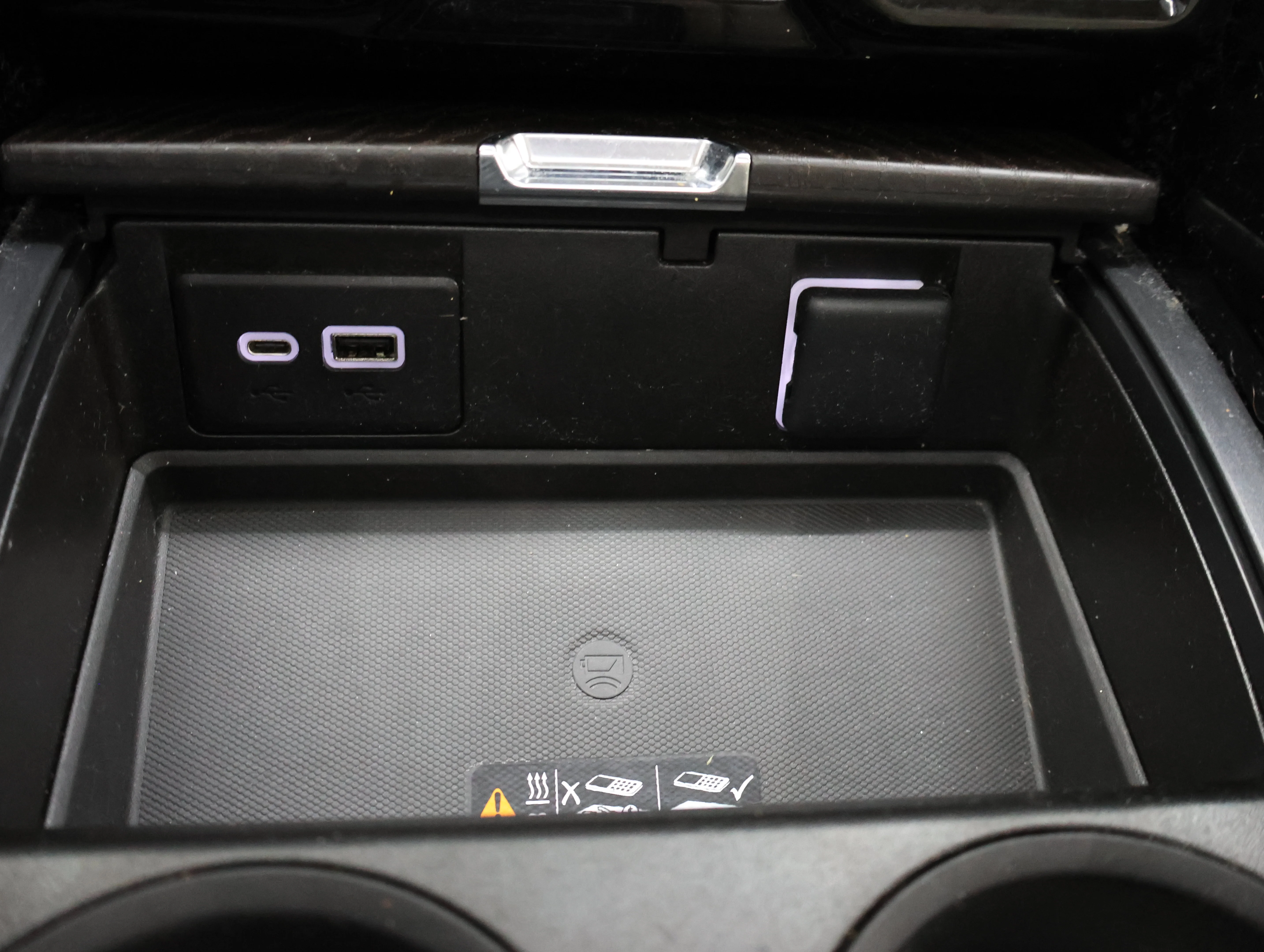 Used 2022 Redwood Metallic GMC Denali image 62