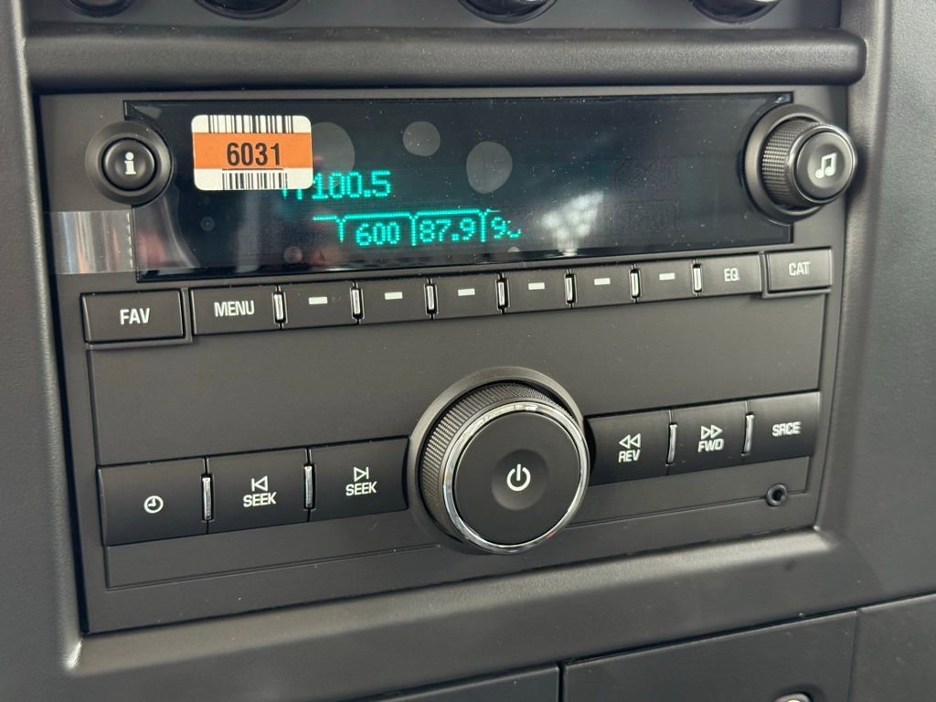 2025 Chevrolet Express Cargo Work Van - Photo 29