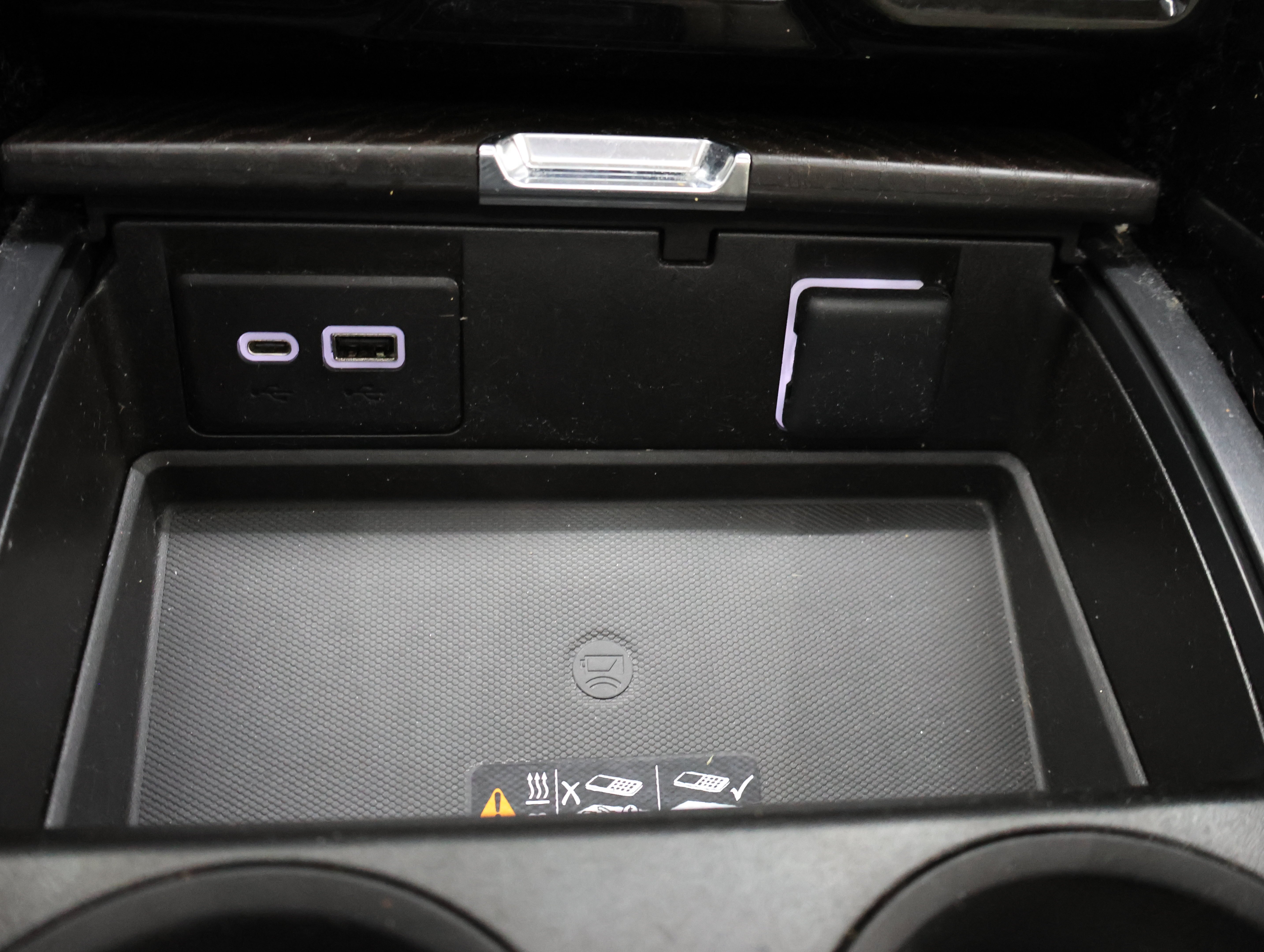 Used 2022 Redwood Metallic GMC Denali image 62