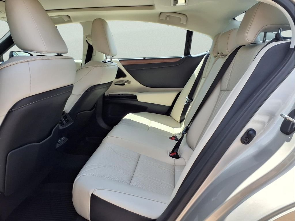 Used 2025 Beige Lexus 350 Ultra Luxury image 13