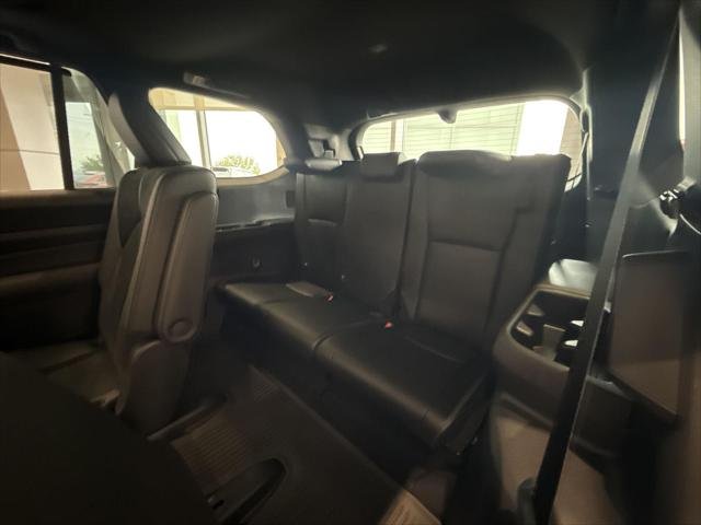 Certified Used 2026 PLATINUM WHITE PEARL MC. Toyota  image 18
